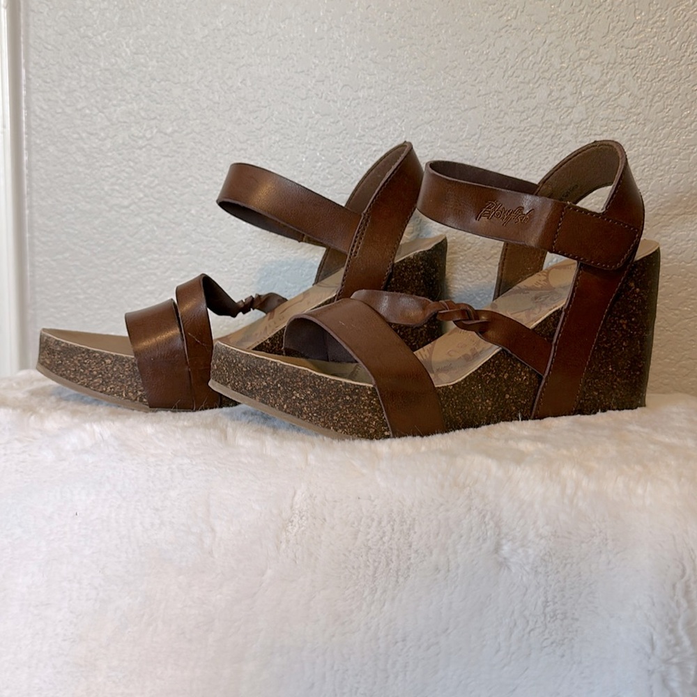 Blowfish Women's Hira Wedge Sandal
